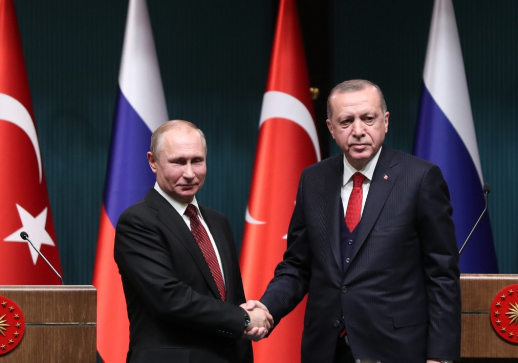 Sklopili dogovor o kupoprodaju naoružanja... Erdogan i Putin