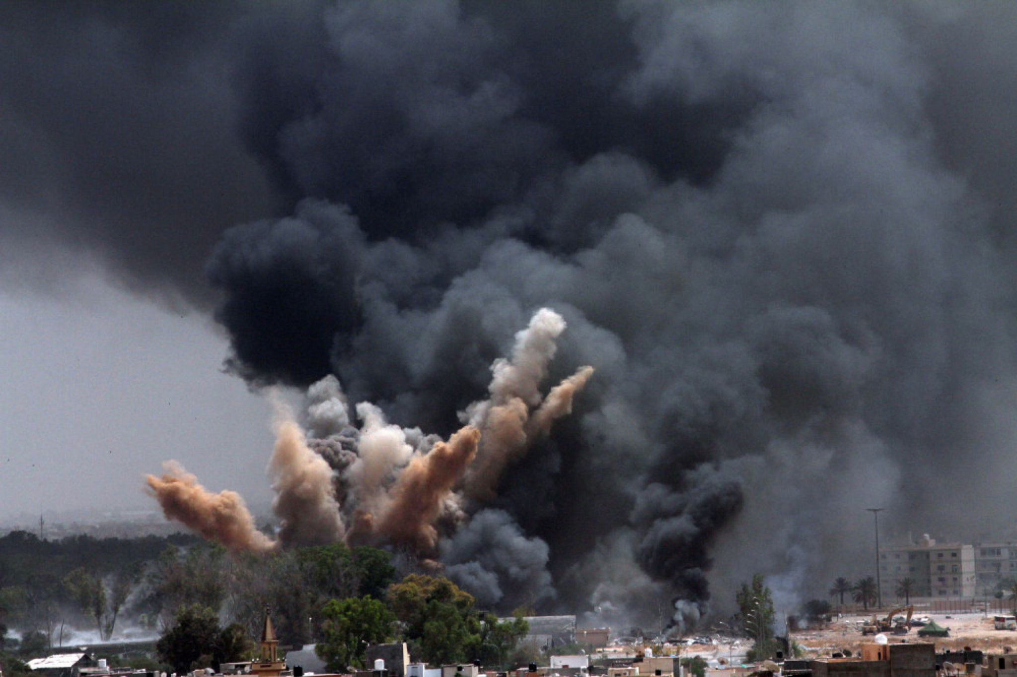 Eksplozija u Libiji, Tripoli, NATO napad