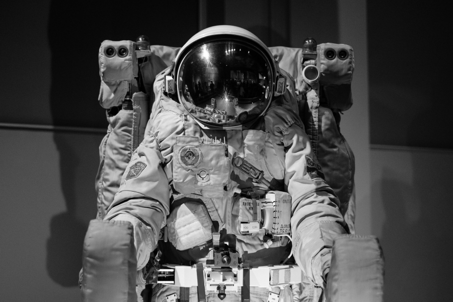 DA LI JE IMAO BLISKI SUSTRET SA NJIMA DOK JE BIO U SVEMIRU? Astronaut Apola 15 tvrdi sa sigurnošću da su vanzemaljci stvorili ljudsku rasu!