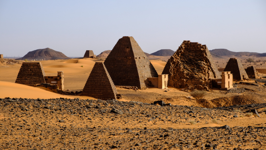 SUPARNIK EGIPTU: Nubijsko kraljevstvo Kuš bilo je sedište moći drevnog carstva, okićen visokim, vitkim piramidama koje ostavljaju bez daha (FOTO)