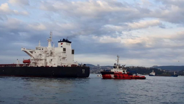 NEKONTROLISANO KRENUO PREMA OBALI Hrvatski tanker blokirao Bosfor