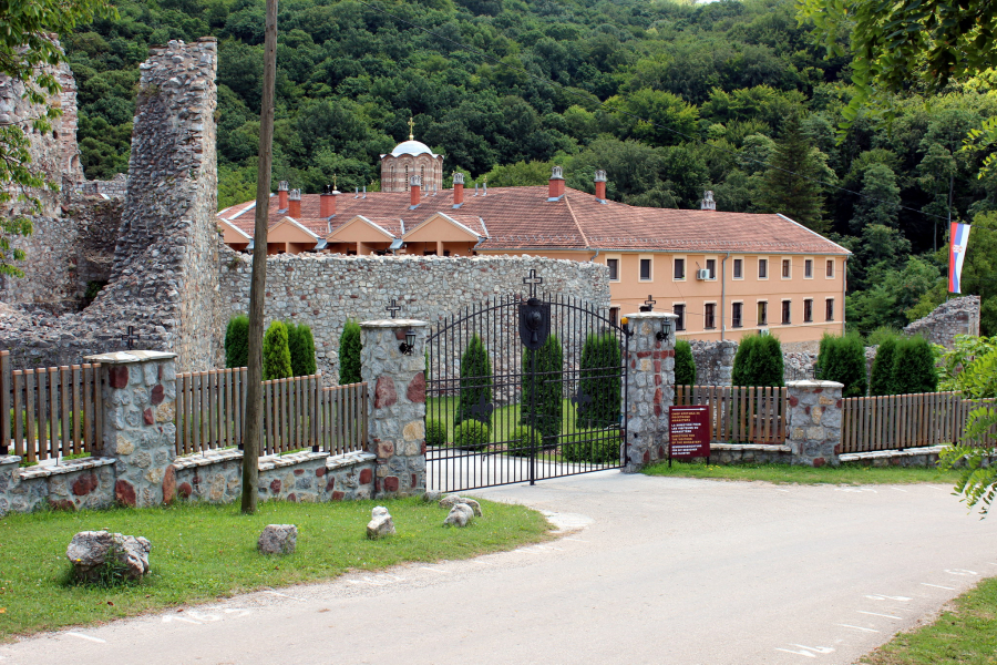 RAVANICA - VEČNA KUĆA KNEZA LAZARA  Manastir u kome su nastali čuveni srpski epovi Kosovskog ciklusa