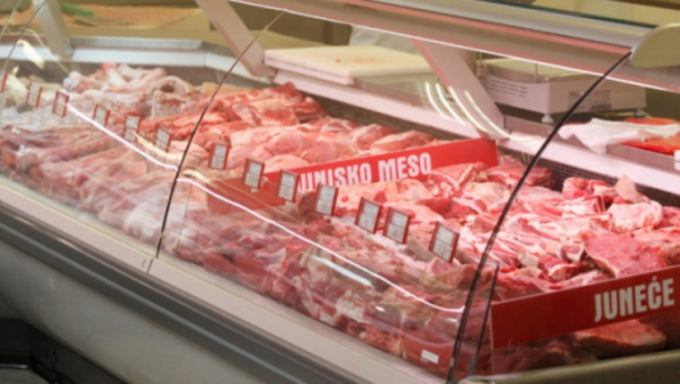 PILETINA STIŽE PRASETINU Cene mesa nastavljaju da divljaju