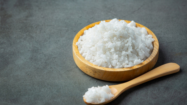 Mnogi veruju da je zdravija od obične: Prednosti i mane morske soli