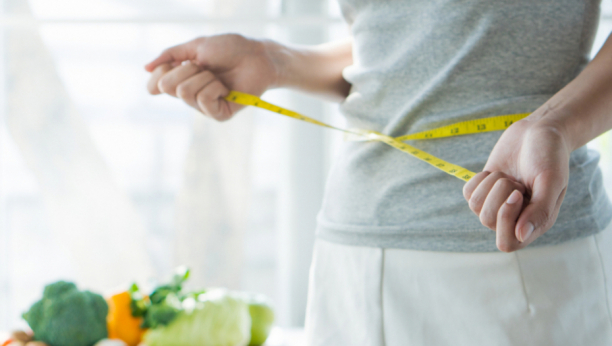 Ne treba vam dijeta: Promenite ove navike i sa lakoćom izgubite kilograme i smanjite struk