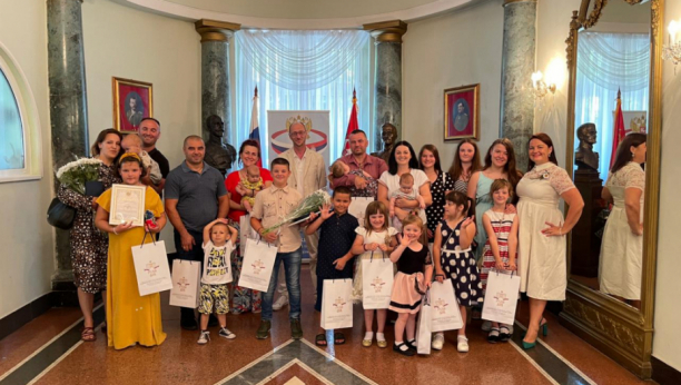 U Beogradu obeležen Dan porodice, ljubavi i vernosti u Ruskom domu