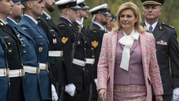 KOLINDA SE PREPOLOVILA! Bivša hrvatska predsednica skinula kilažu, pa se utegla u crnu haljinu: Spremila se za Katar?