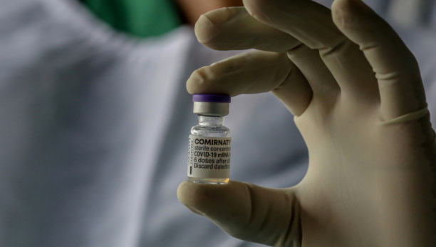 STIGAO NOVI KONTINGENT U Srbiju dopremljeno 99.450 doza “Fajzer” vakcine