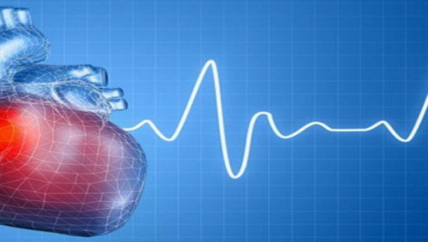 NAŠE BAKE SU SVAKI DAN JELE PO ŠAKU OVOG VOĆA Naučnici dokazali da 30 grama značajno smanjuje rizik umiranja od srca