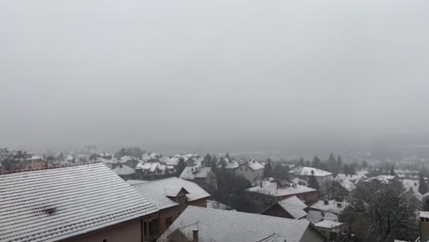 BEOGRAD SE ZABELEO Pogledajte snimak prvog snega u prestonici (VIDEO)