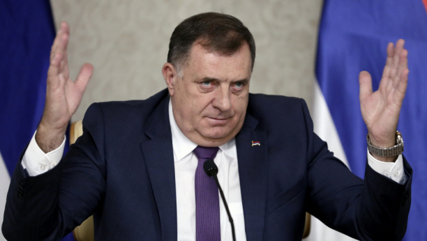 BIH PROPALA, NE POSTOJI KAO SUVERENA DRŽAVA Milorad Dodik odbrusio Šmitu