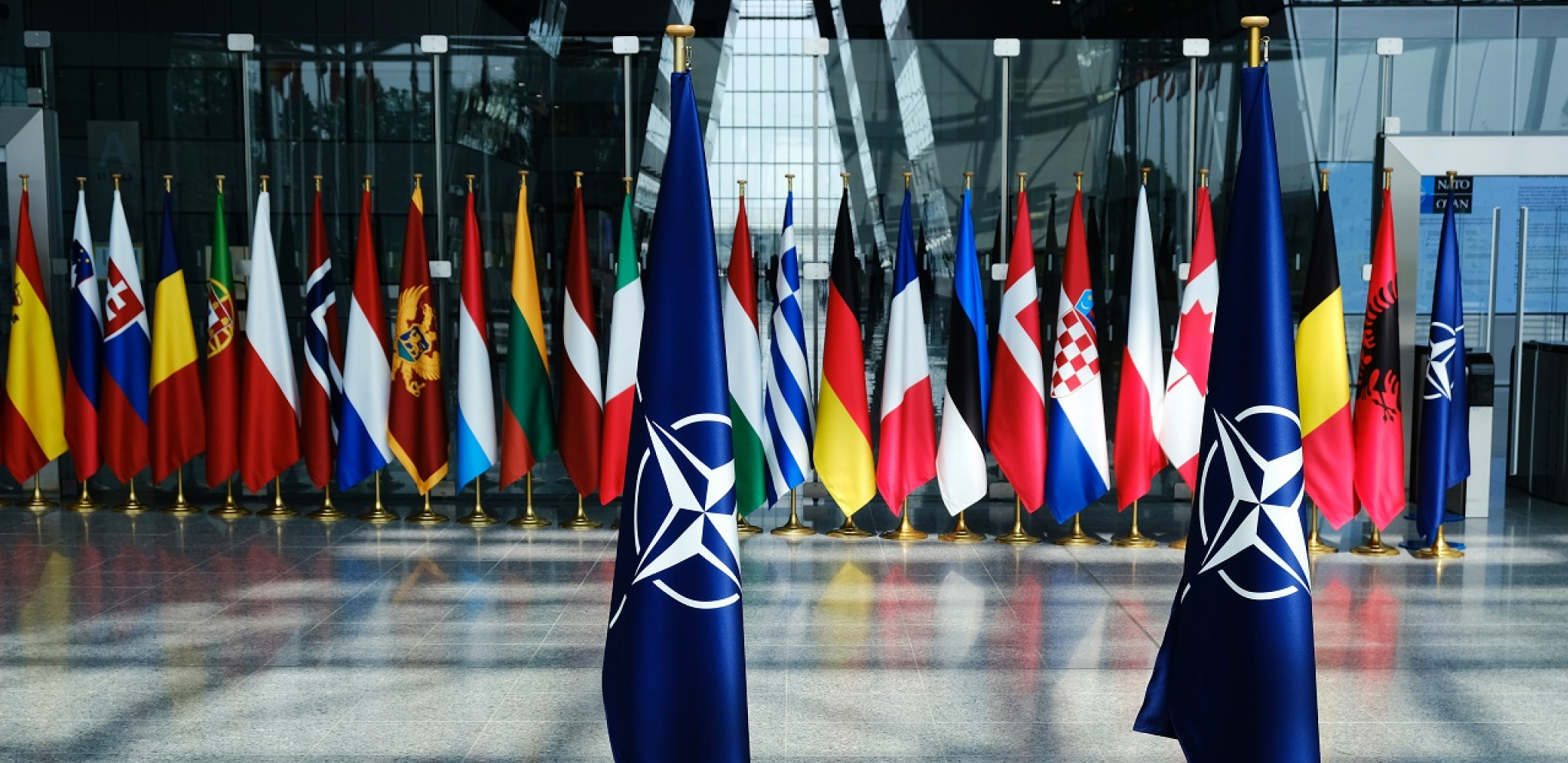 Na Kosovo stiže 24.000 vojnika NATO