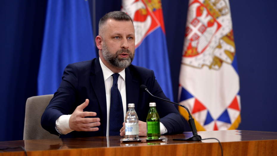 JEVTIĆ: Zahvaljujući upornom zalagnju predsednika Vučića napokon dobijamo lekove