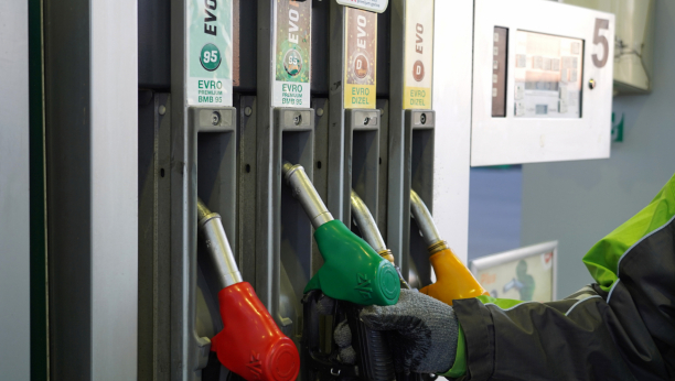 NOVE CENE GORIVA: Evo koliko ćemo do sledećeg petka plaćati dizel i benzin