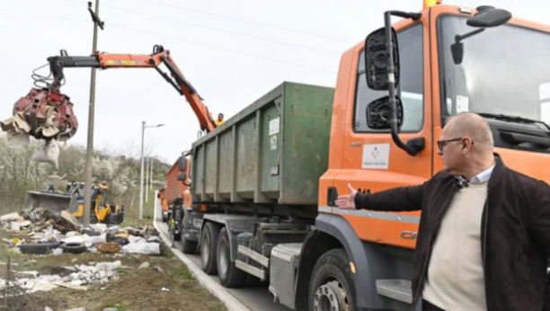 Vesić obišao čišćenje deponije u Malom Mokrom Lugu (FOTO)