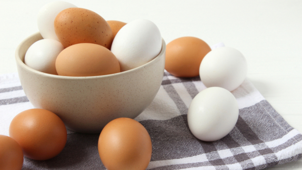 OVO SVAKO MORA DA ZNA Na ovaj način proverite da li su jaja pokvarena, potreban vam je samo jedan uređaj
