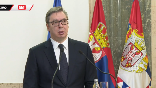 NISU BILI LAKI RAZGOVORI Vučić: Senatorima sam ponovio stav Srbije zauzet na Savetu za nacionalnu bezbednost