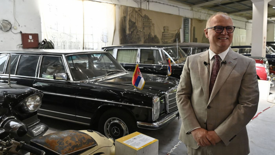 VESIĆ: Muzejom automobila čuvamo uspomenu na Bratislava Petkovića (VIDEO)