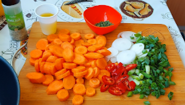 KAKO DA ISPADNE SLATKA KAO MED Ovako se pravilno kuva šargarepa, a jednu grešku mnogi prave