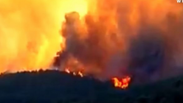 KAO DA SE VULKAN OTVORIO Šok scena u požaru kod Šibenika, svima je promaklo (VIDEO)