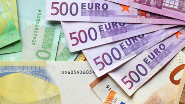 ŠTA JE SAD OVO? Hrvatska ostala bez evra, panika u menjačnicama!
