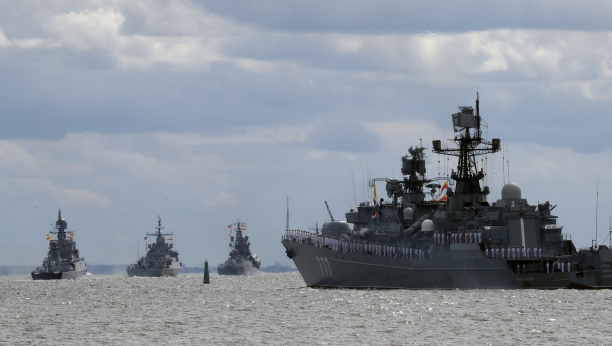 RUSKI BROD OTVORIO VATRU UPOZORENJA! Napeta situacija u Crnom moru, podignut helikopter Ka-29