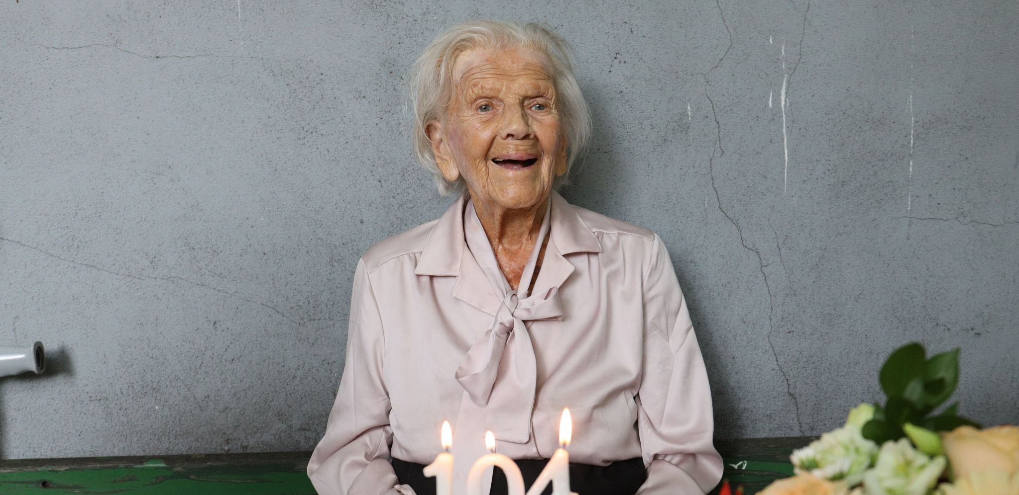 NAJSTARIJA JE GLUMICA NA SVETU Branka Veselinović proslavila 104. rođendan, a ovo je tajna njene dugovečnosti (VIDEO)
