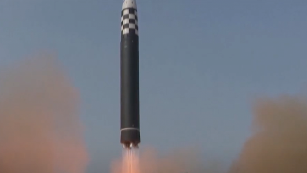 VATRENA DOBRODOŠLICA Severna Koreja ispalila balisticku raketu, upozorenje za Kamalu Haris
