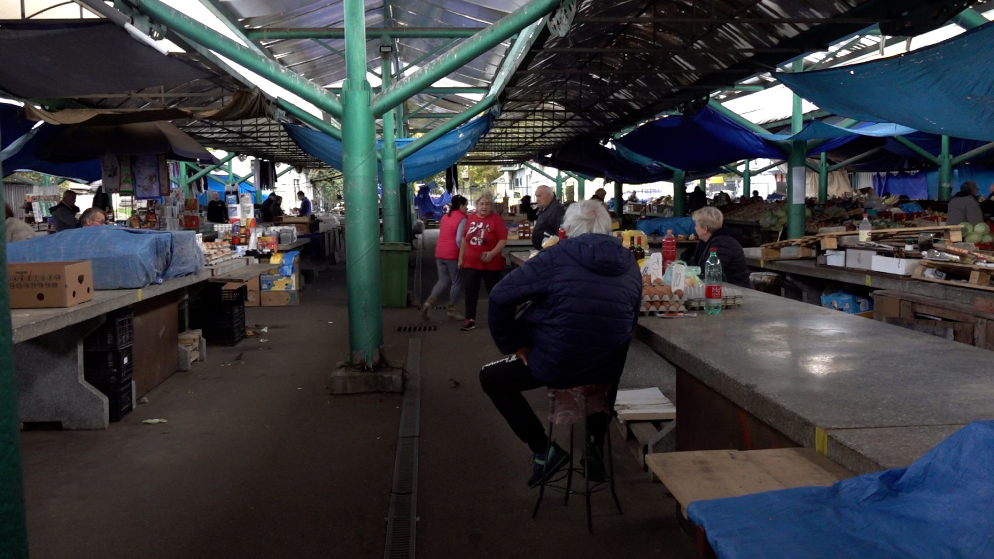 ALO! NA LICU MESTA Na pijaci Živinarnik gde su kupljene otrovne pečurke muk! Ne pominju ni kupci ni prodavci (VIDEO)