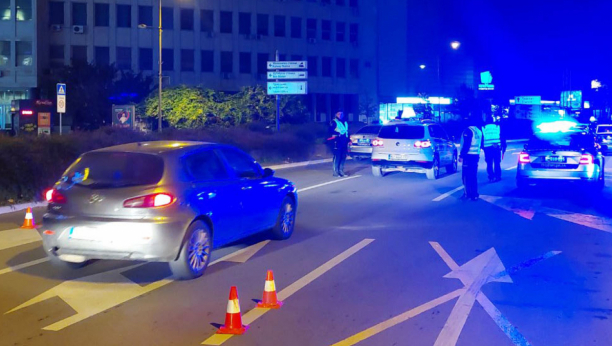 VOZILA MORTUS PIJANA Devojka za volanom šokirala policajce: Neverovatan slučaj u Ćupriji