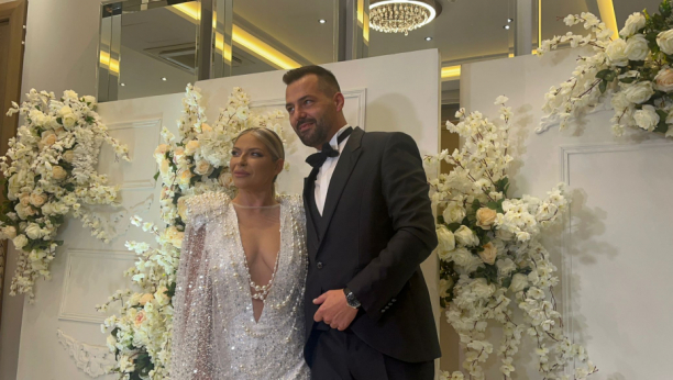 PRVI SRPSKI BRAK SKLOPLJEN U DUBAIJU Nakon što je napravila lažnu svadbu, Vanja Mijatović konačno se udala za svog muža (FOTO)