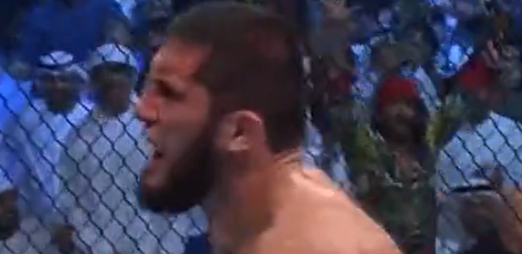 BRUTALNA UFC BORBA Mahačev slavio u meču godine (VIDEO)