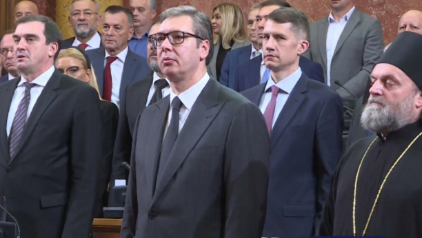 "OČEKUJEM DA VAM TO BUDE JEDINI CILJ!" Oglasio se predsednik Vučić nakon izbora nove Vlade (FOTO)