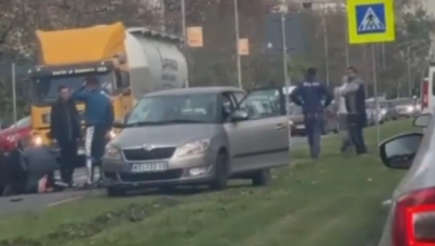 IZLETELO VELIKOM BRZINOM NA PUT Dete na pešačkom prelazu u Novom Sadu udario vozač "škode" (VIDEO)