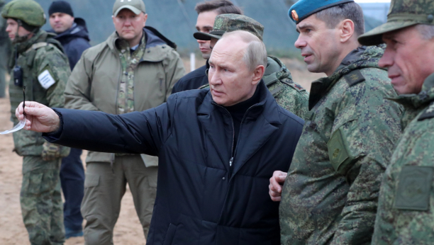 PREDSEDNIK RUSIJE SA VOJSKOM Putin boravio u zoni specijalne vojne operacije