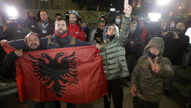 BERLINSKA RUKA NA BALKANU Za samit u Albaniji iskeširali 500.000 evra