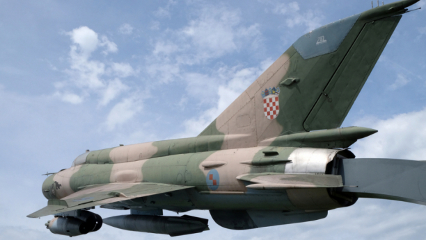 DRAMA NA HRVATSKOM NEBU! MIG 21 presreo civilni avion - sve je izvršeno prema NATO propisima