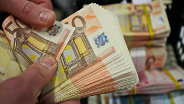 DINAR OJAČAO PREMA EVRU Narodna banka Srbije objavila nove vrednosti stranih valuta