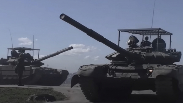 ČEKA SE MIG POLITIČARA Nemačka vojna industrija spremna da isporuči Ukrajini tenkove