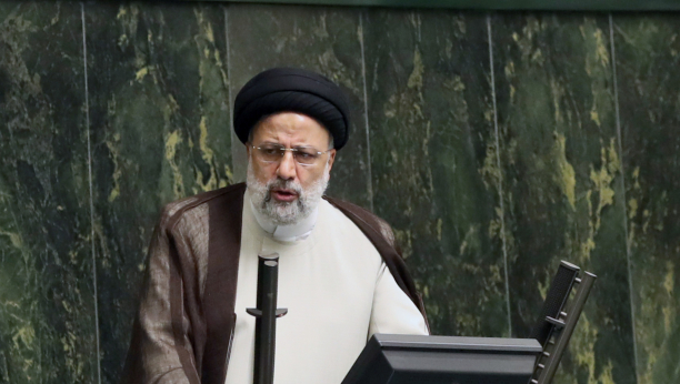 SLOBODA MEDIJA ILI UVREDA? Iran oštro reagovao na karikaturu vrhovnog vođe