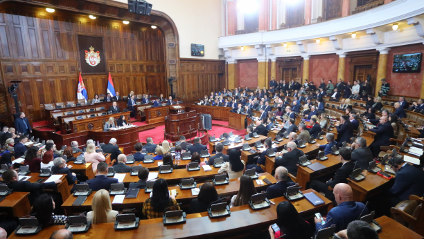 GLASANJE ĆE POTRAJATI NEKOLIKO SATI Nova sednica Skupštine Srbije počinje danas, evo šta je na dnevnom redu