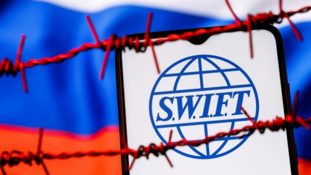 RUSIJA UKINULA SWIFT Stigao odgovor na sankcije Zapada