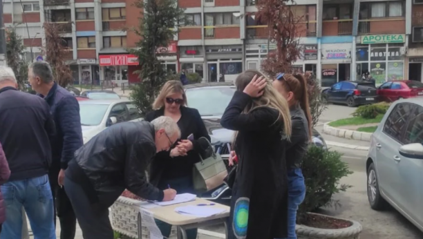 U Severnoj Mitrovici i Zvečanu nastavljeno potpisivanje peticije za povlačenje specijalne policije
