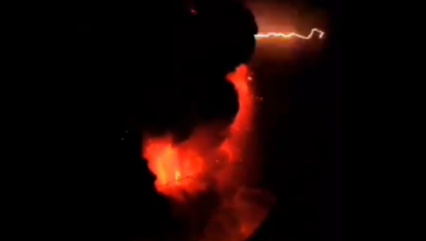 Vulkan u Indoneziji