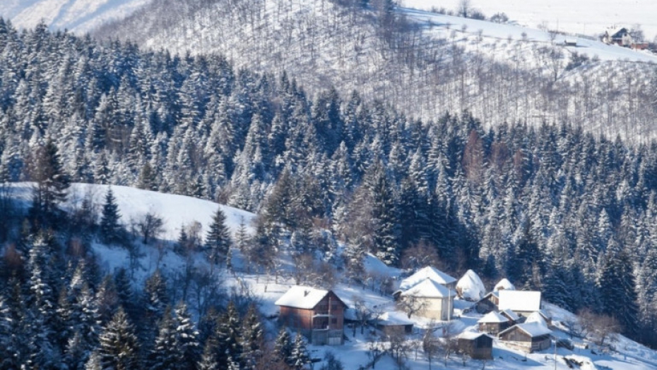 Zlatar Srbija planina sneg skijanje