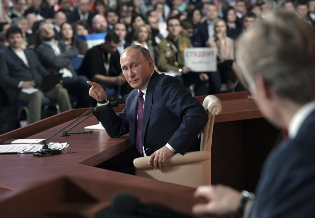 Vladimir Putin, Dmitrij Peskov