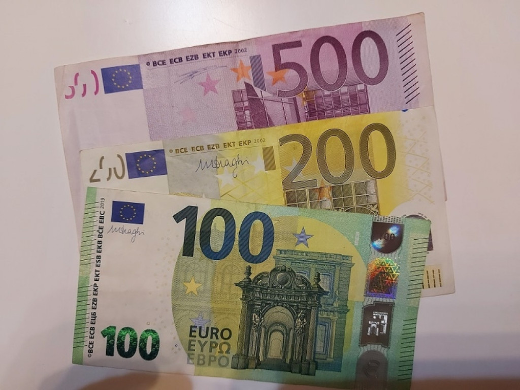 novac pare evro euri euri euro