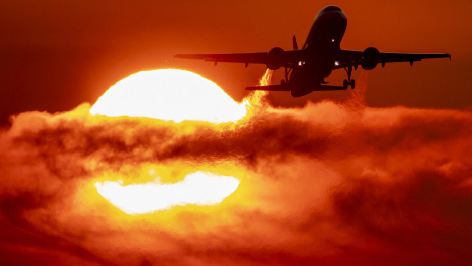 Avion, zagađenje
