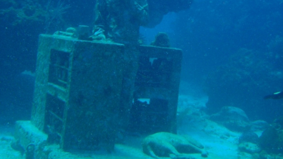 podvodni muzej, statue