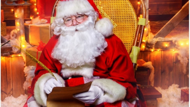 SIMBOL ZIMSKIH RADOSTI I PRAZNIKA NIJE DOBRODOŠAO U BIH Bosanci opet proteruju Deda Mraza!